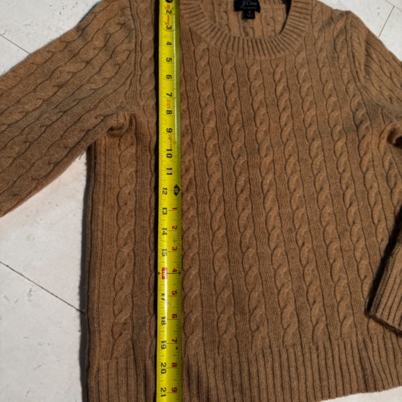 J.Crew Cashmere Cable Crewneck Camel SzM - Picture 3 of 5